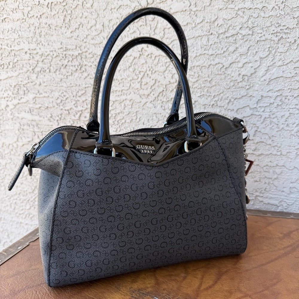 Guess 1981 Black Logo Satchel‎ Bag Patent Trim Crossbody Shoulder Purse